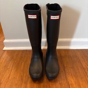 Black Hunter Rain Boots Size 7